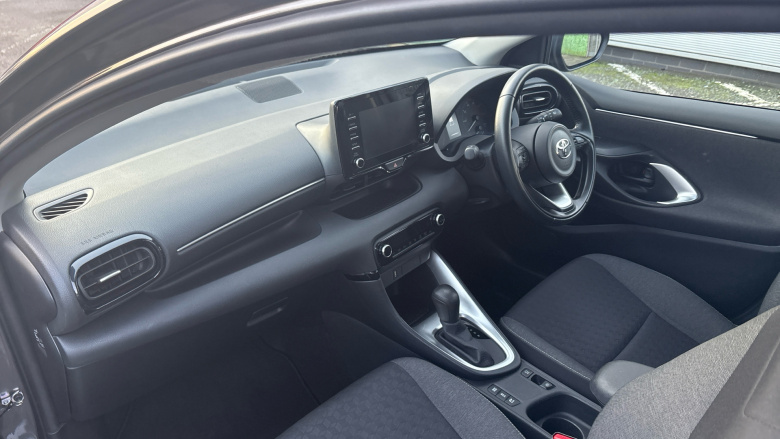 Toyota Yaris 1.5 Hybrid Icon 5dr CVT Hybrid Hatchback